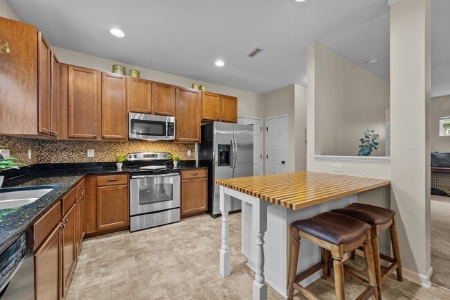 Building Photo - 431 Bald Cypress Ln