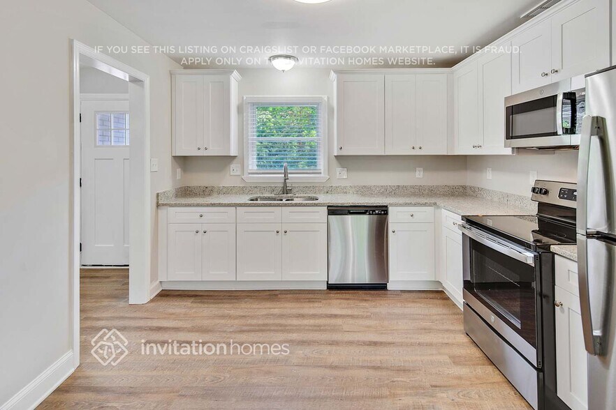 Building Photo - 5009 Brooktree Dr