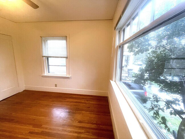 Building Photo - Eliot neighborhood House: 2 bedroom, large basement, hardwood floors, laundry units & fireplace