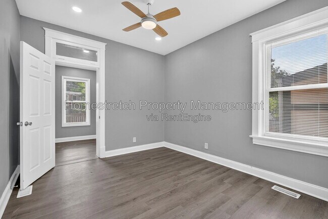 Building Photo - 3706 Meramec St