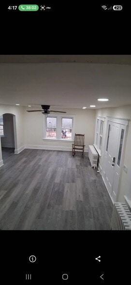 Building Photo - 213 W Quince St