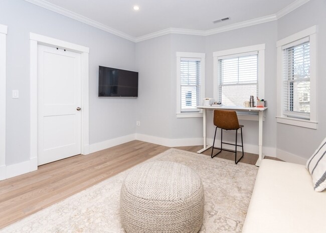 Building Photo - 29 Cherry St