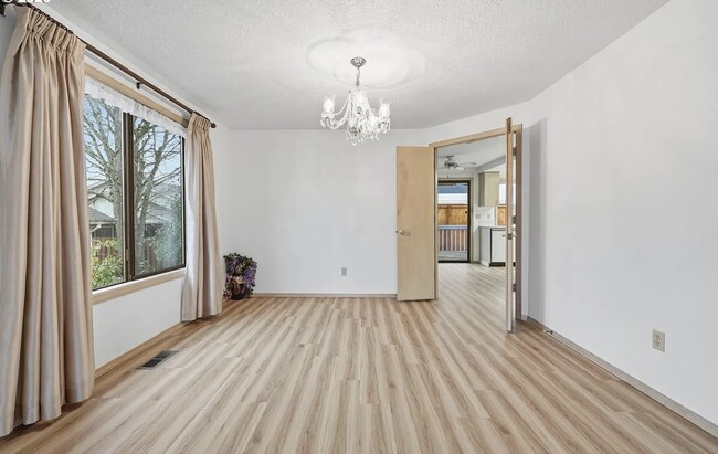 Building Photo - READY FOR MOVE IN NOW