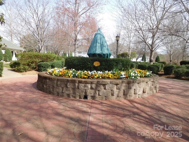 Building Photo - 17905 Delmas Dr