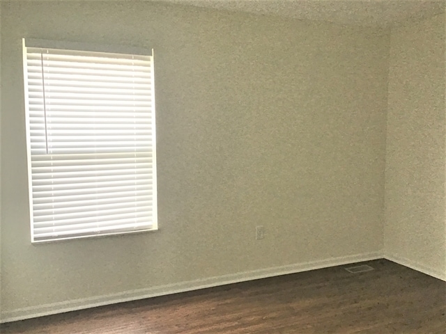 Building Photo - 857 Cedar Run Dr