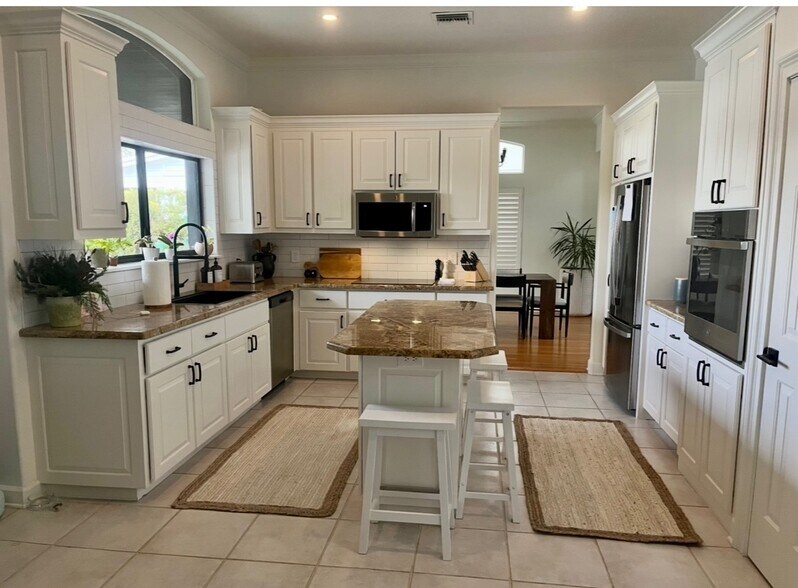 Kitchen - 1224 Alexandra Ct