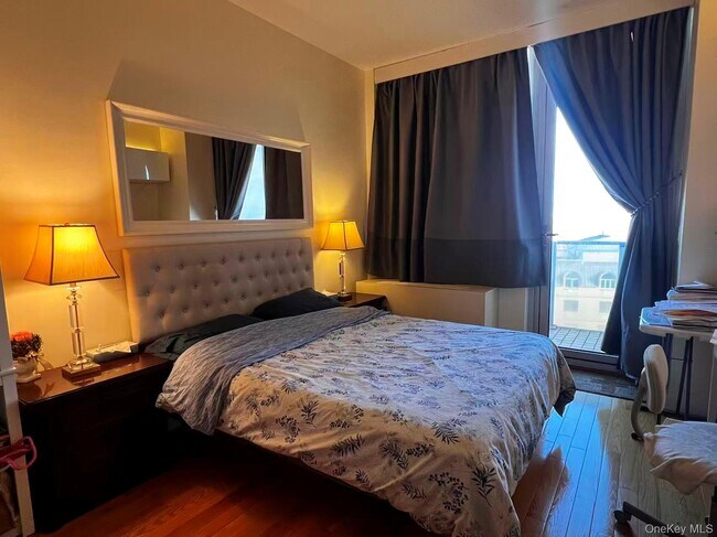 Building Photo - 133-38 Sanford Ave