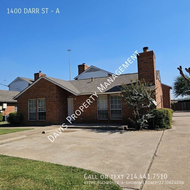 Primary Photo - 1400 Darr St