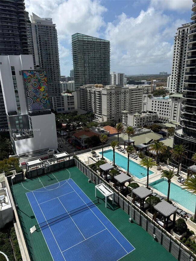 Building Photo - 801 S Miami Ave