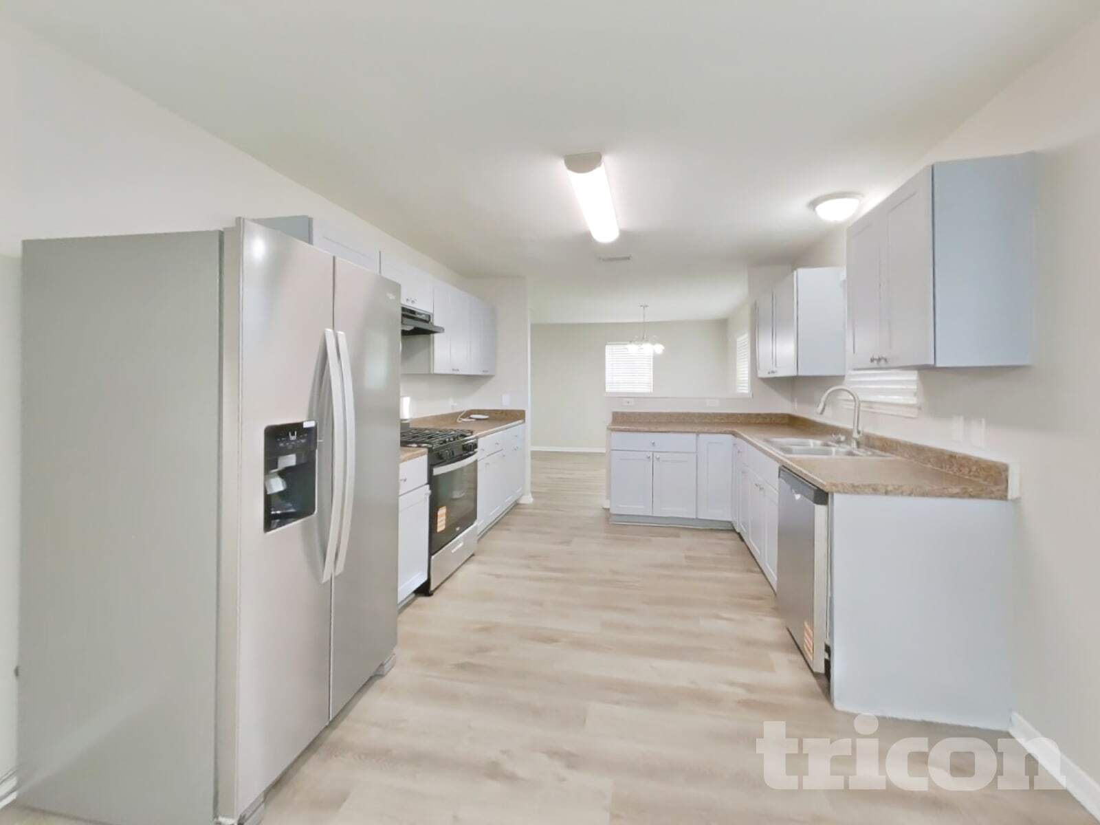 Building Photo - 3703 Bent Springs Ln