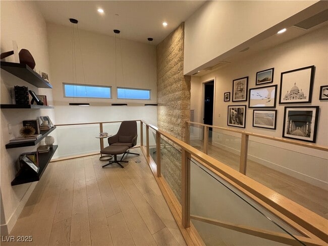 Building Photo - 2240 Sky Pointe Ridge Dr
