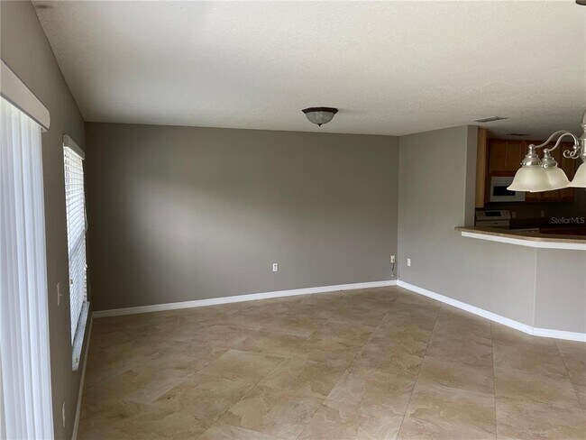Building Photo - 2508 Hassonite St