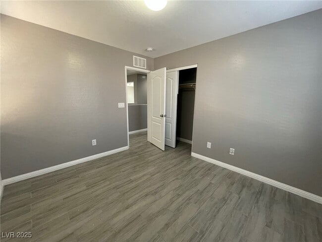 Building Photo - 7727 Peaceful Trellis Dr