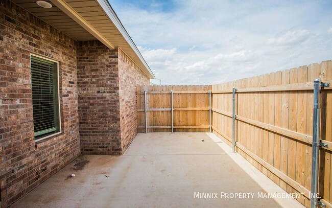 Building Photo - 2608 136th St