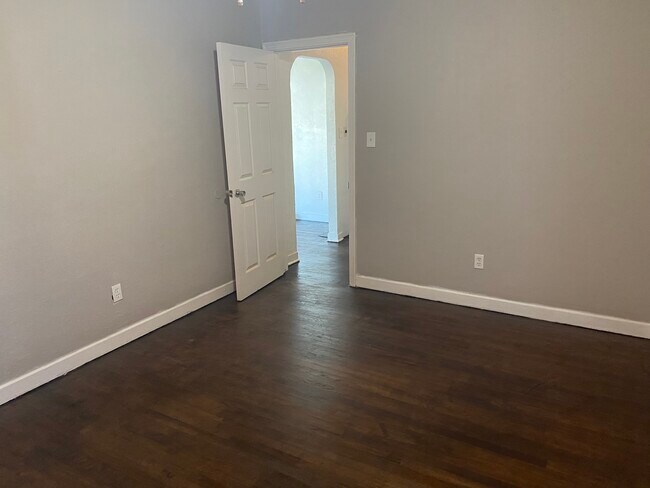 Bedroom - 4132 Arden Dr N