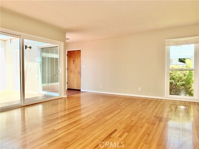 Building Photo - 617 Sandpiper Dr