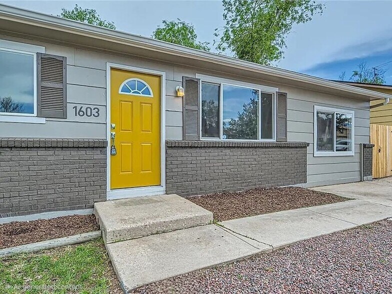 Building Photo - 1603 Carmel Dr