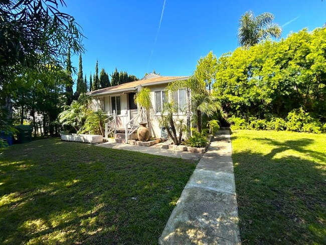 Building Photo - 6441 W 86th Pl