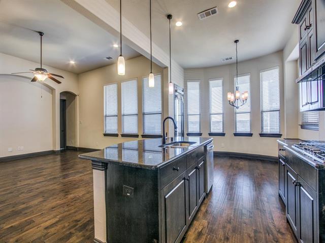 Building Photo - 6201 Savannah Oak Trail