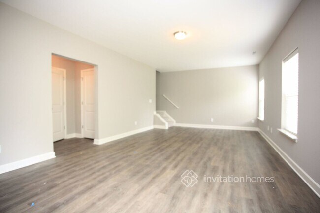 Building Photo - 126 Four Seasons Way