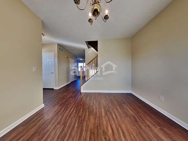 Building Photo - 6543 Vonnie Vale Ct