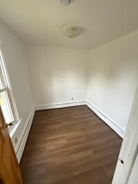 Building Photo - 97 S Montgomery St