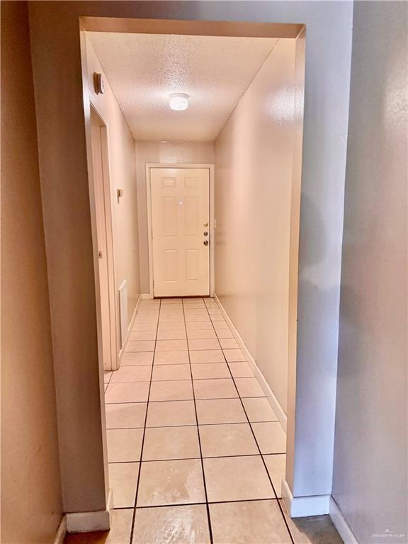 Building Photo - 15 Kenyon Rd