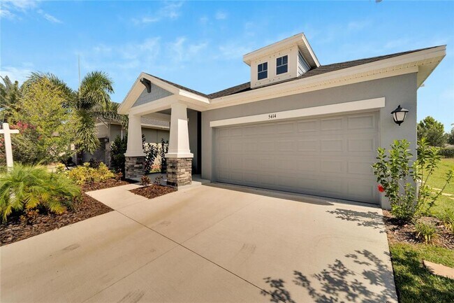 Building Photo - 5414 Silver Sun Dr