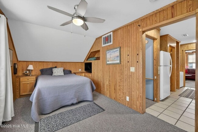 Building Photo - UNIQUE FURNISHED APARTMENTS WITH CUSTOM WOODWORK