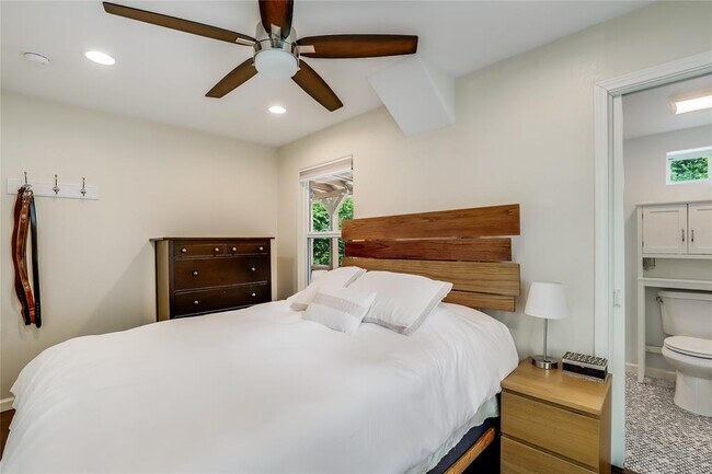 Building Photo - 5112 Heflin Ln