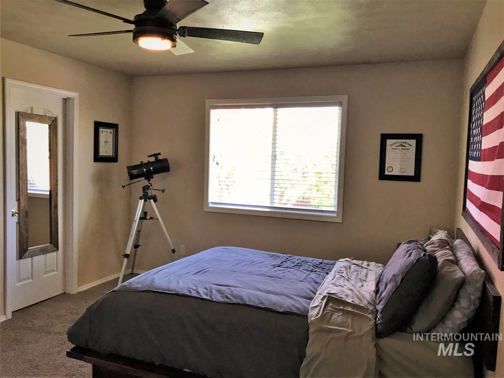 Building Photo - 5008 N Rothmans Ave