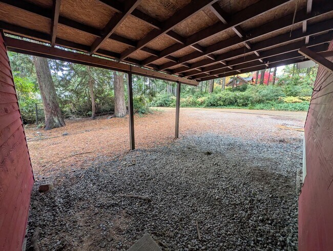 Building Photo - Corner Lot Triplex Unit in Gig Harbor, Ava...