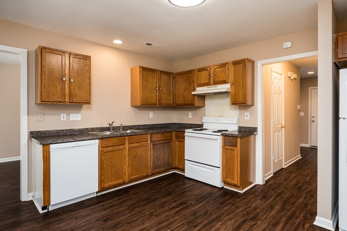 Building Photo - 951 Grass Hollow Ct