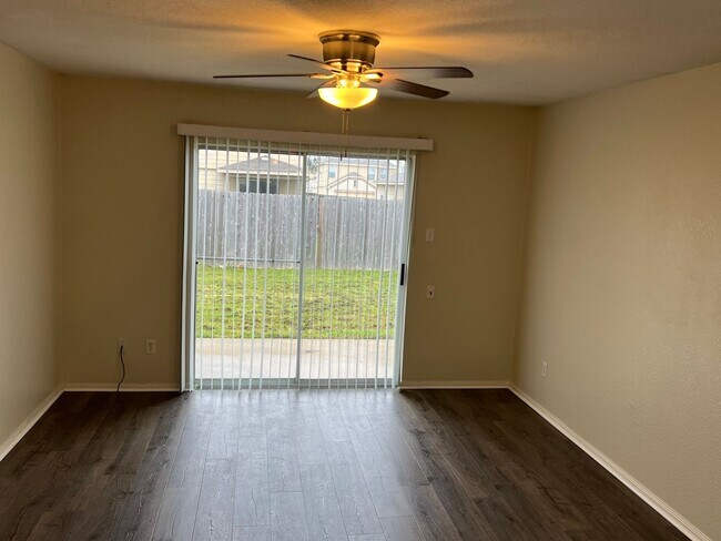 Building Photo - 5701 Capricorn Loop