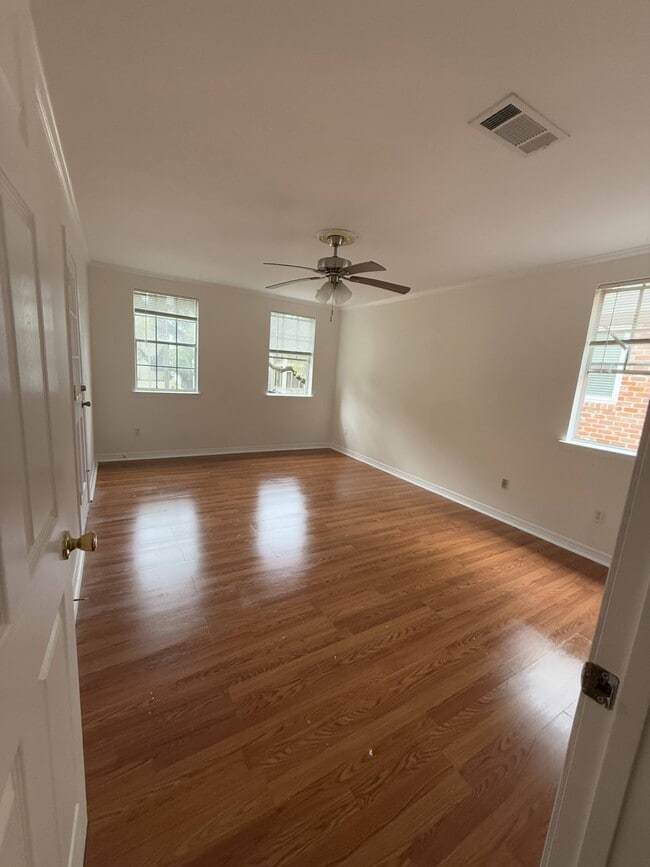 Building Photo - 7801 St Charles Ave