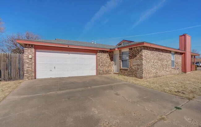 Building Photo - "Charming 3-Bed, 2-Bath Home in Lubbock - 1509 Sq Ft of Comfortable Living!"