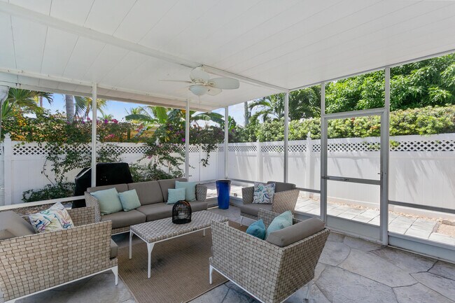 Building Photo - 908 SE 10th St