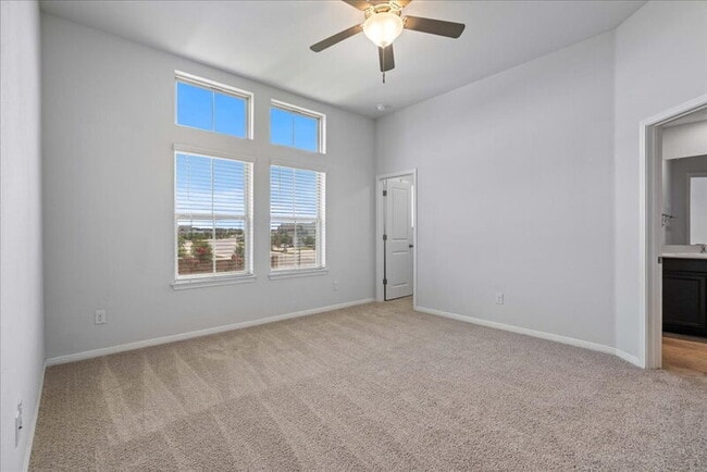 Building Photo - 5711 Pleasanton Pkwy