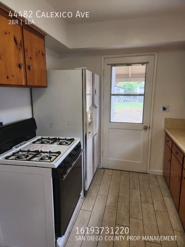 Building Photo - 44482 Calexico Ave