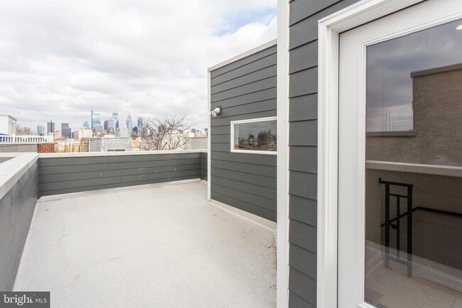 Building Photo - 2052 Gerritt St