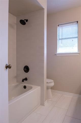Building Photo - 4020 San Mateo Dr