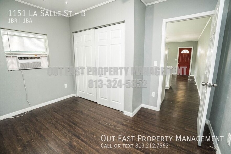 Building Photo - 1151 La Salle St