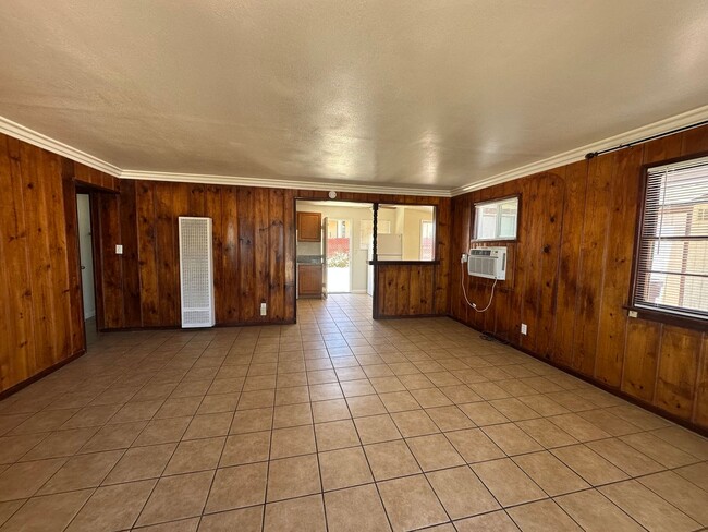 Building Photo - Cozy 2 bedroom home in Joshua Tree