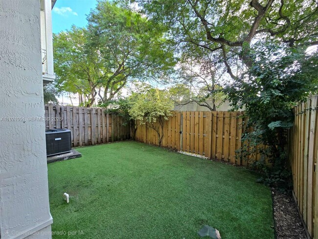 Building Photo - 11412 NW 74th Terrace