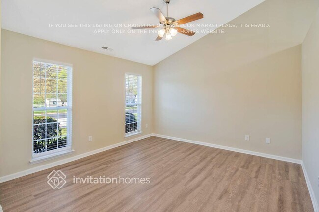 Building Photo - 4657 Falcon Chase Dr SW