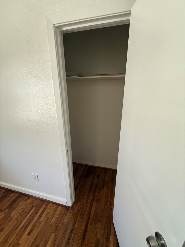 Building Photo - 3002 Market St