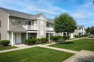 Building Photo - 465 New Hwy