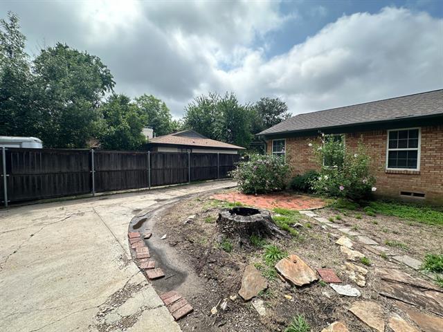 Building Photo - 6461 Danbury Ln