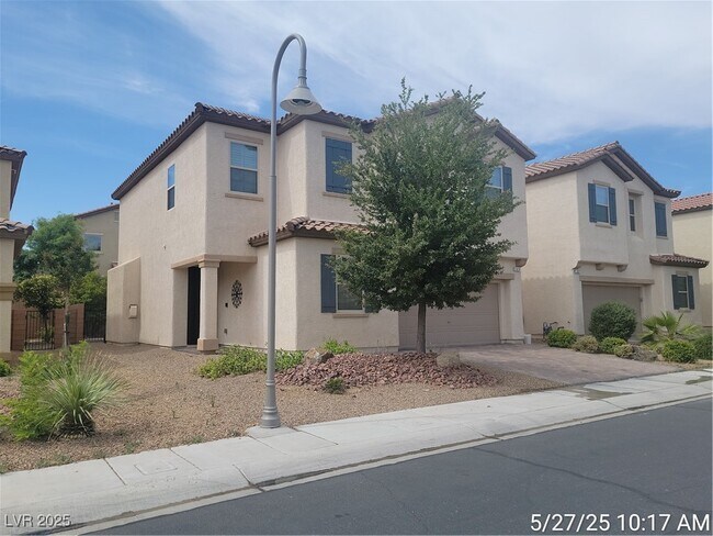 Primary Photo - 343 Botanic Gardens Dr