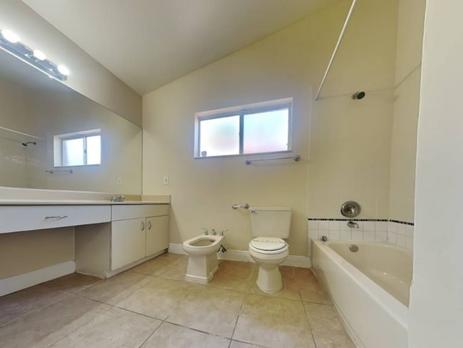 Building Photo - 11313 SW 74th St